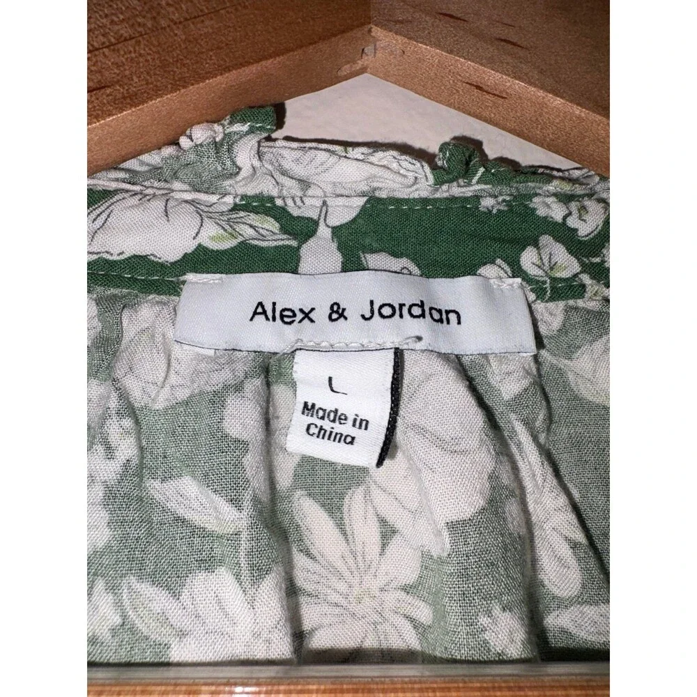 Alex and Jordan Green Floral Boho Blouse Shirt - Size Large